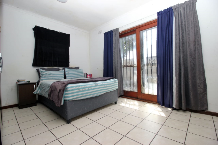 4 Bedroom Property for Sale in Hillview Western Cape